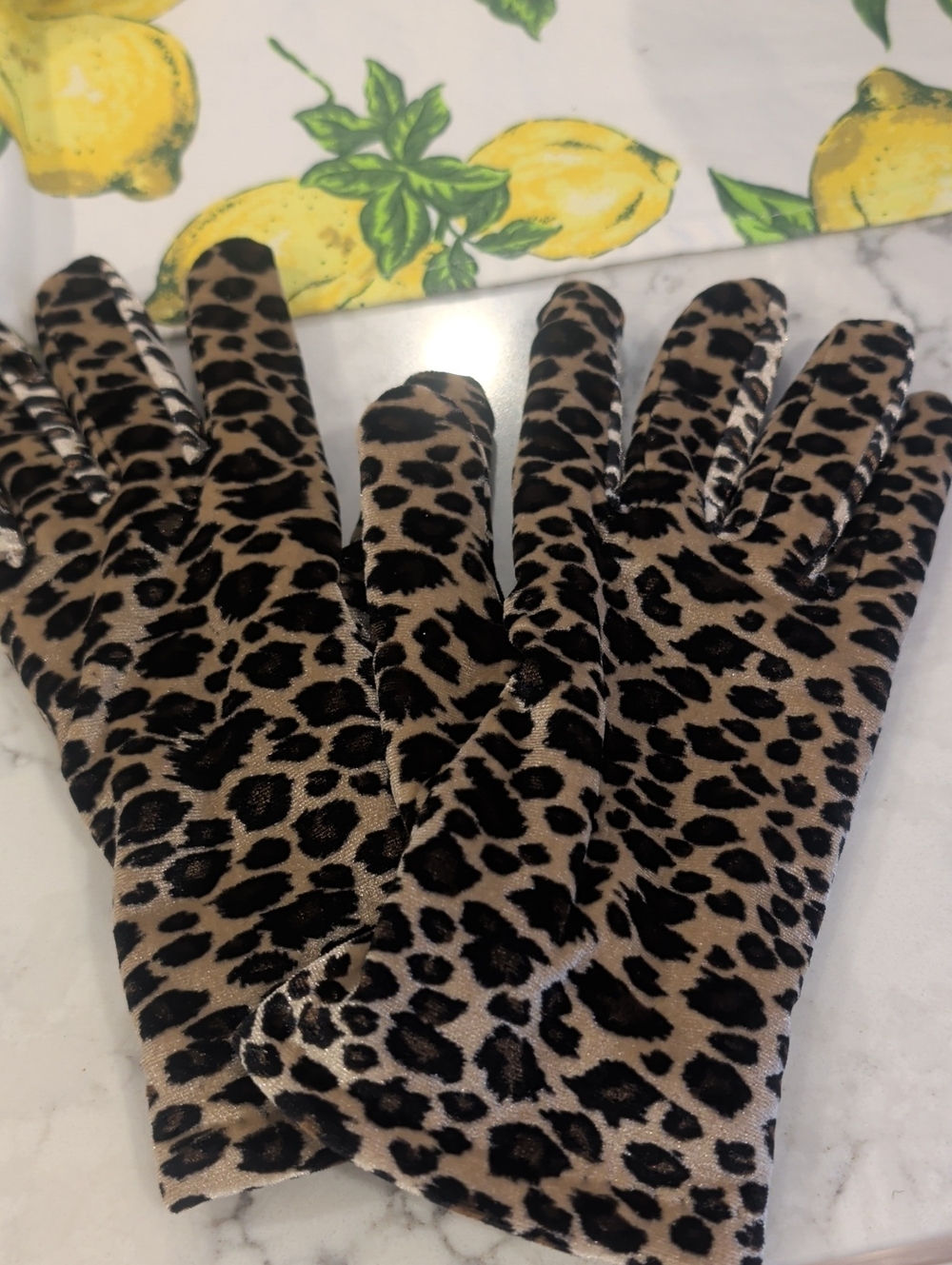 3M Thinsulate Leopard Print Fleece-Lined Gloves - Beige Black